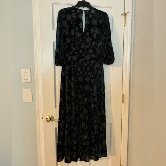 Calvin Klein Hunter Green Velvet Dress - Picture 2 of 3